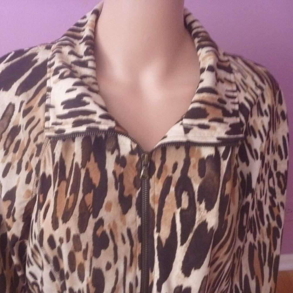 Zenergy Chico's 2 Full Zip Animal Print Leopard Lightweight Jacket Brown Beige L